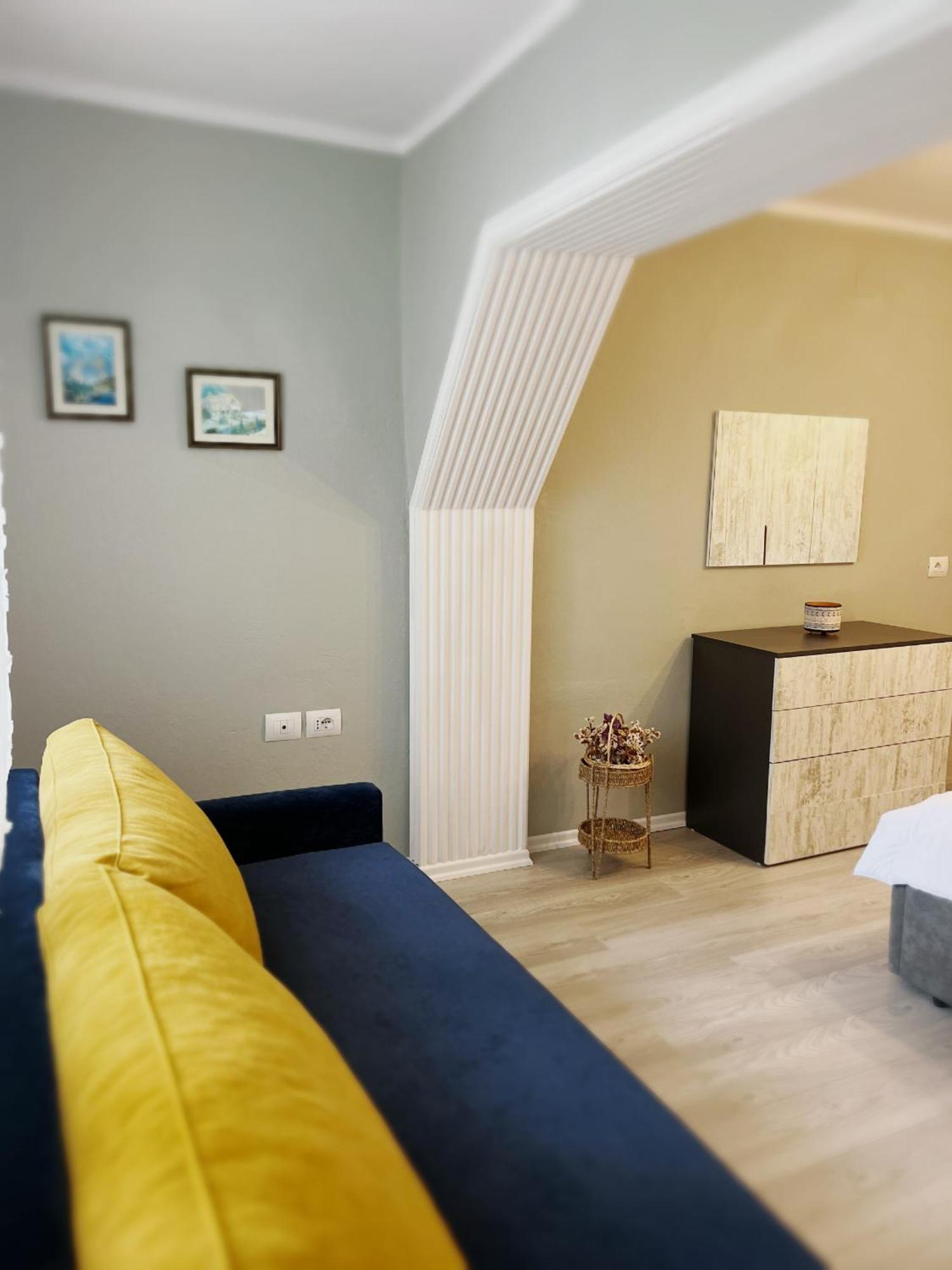 Joyful Apartment Тирана Экстерьер фото
